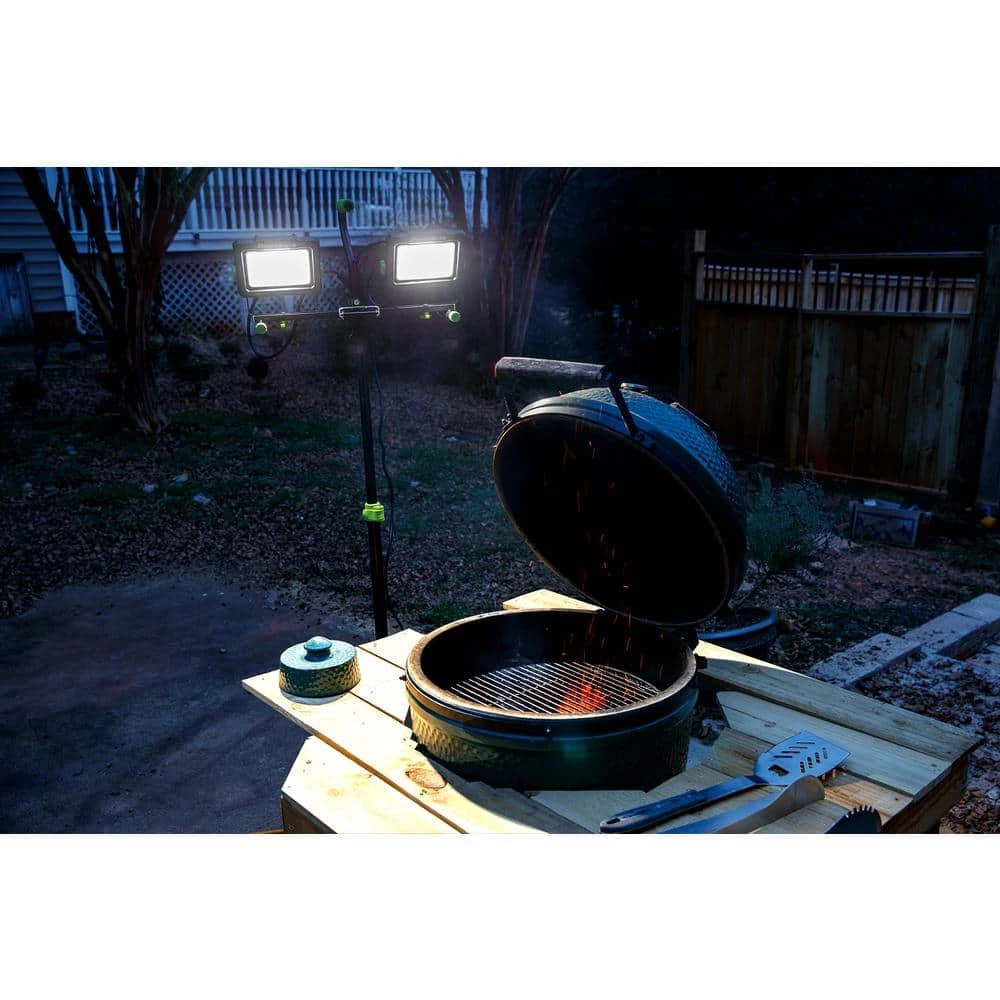 14,000 Lumens Dual-Head LED Work Light with Tripod and 9 ft. Power Cord by PowerSmith - Image 5